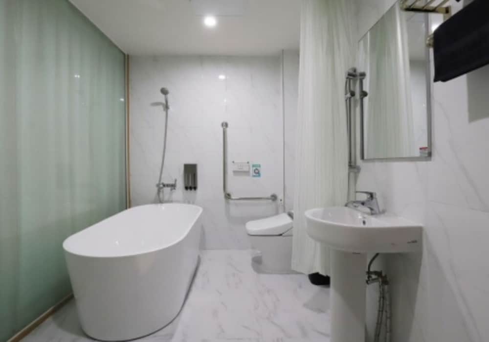 Фото Biennale Hotel