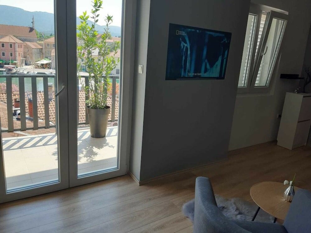 Фото Mediteran Rooms