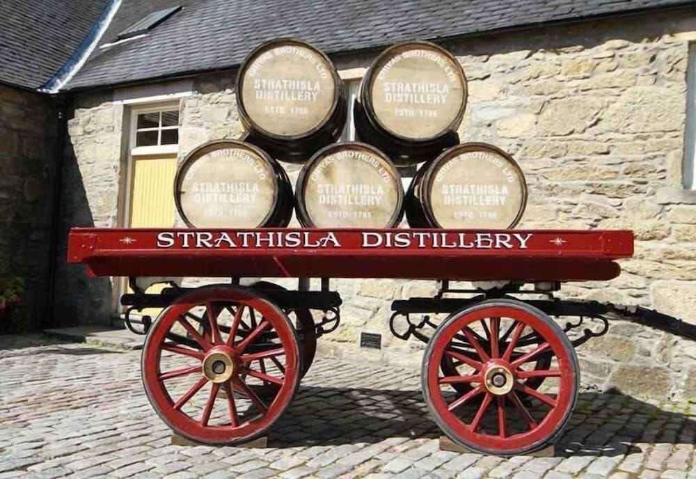 Фото The Mill House Hotel