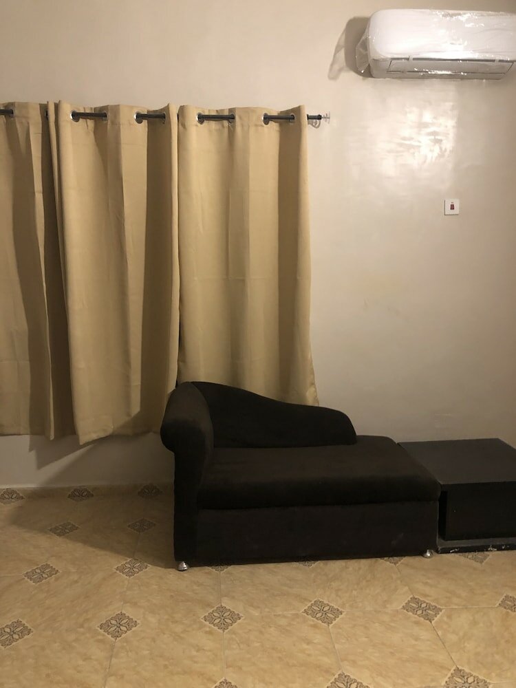 Фото Posh Apartments Bussiness Hotel