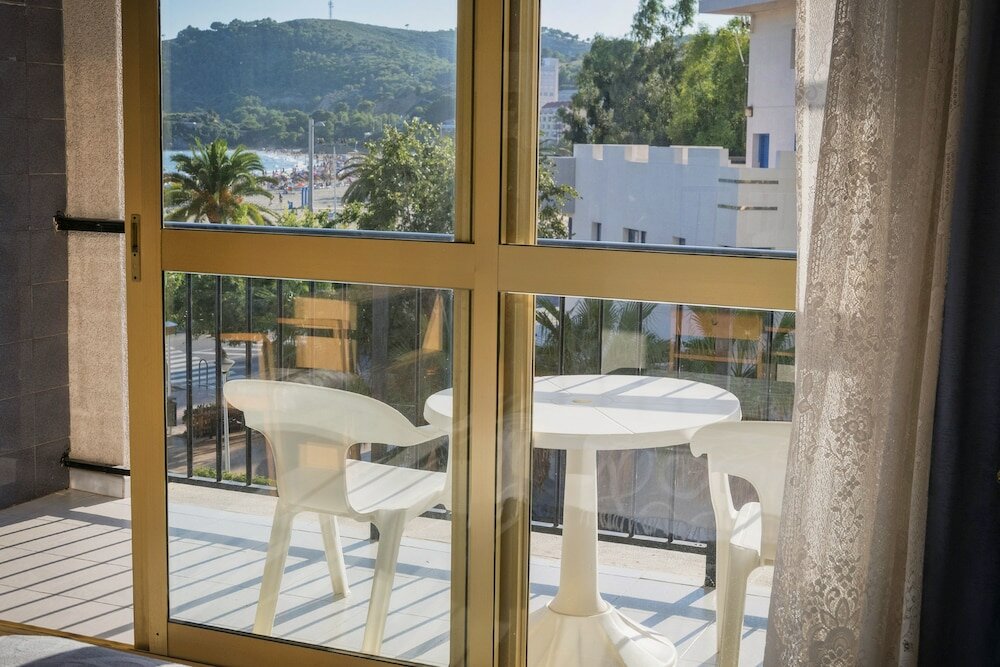 Фото Hotel Neptuno