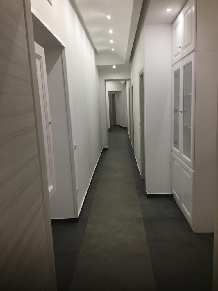 Фото Giuly Suites & Rooms