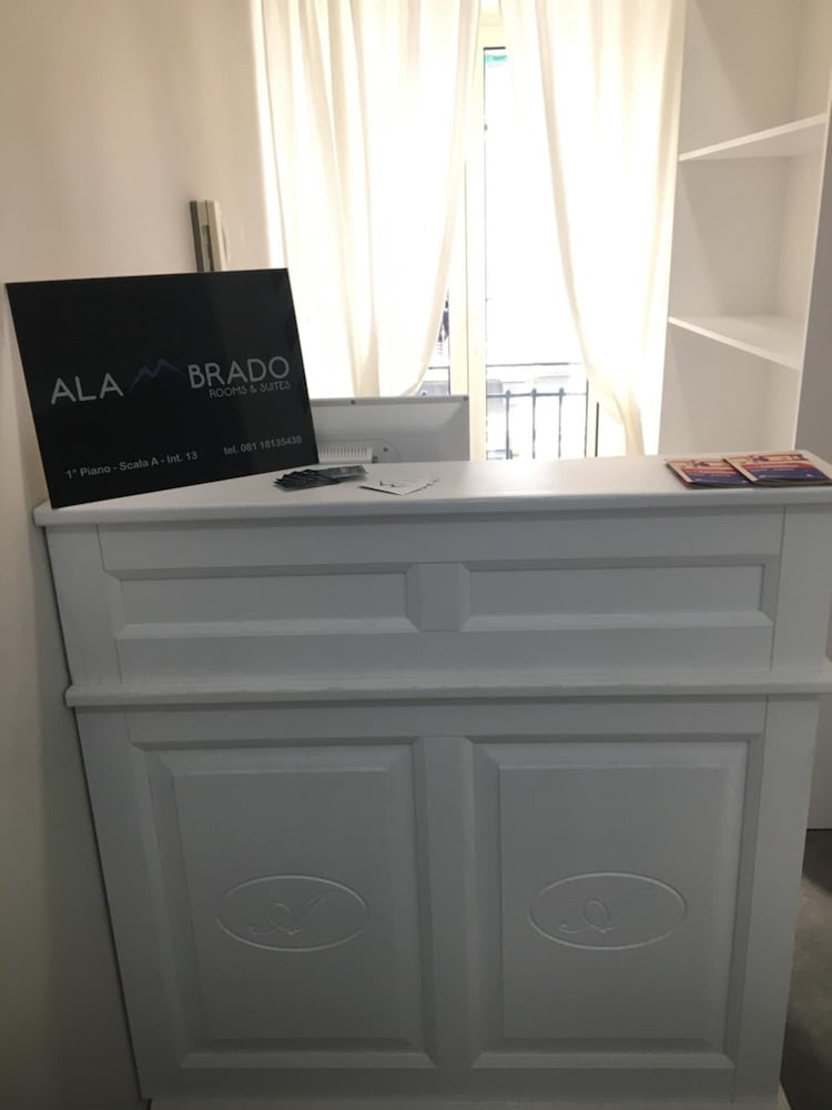 Фото Giuly Suites & Rooms