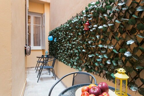 Гостиница Central Safe Smart Apartment