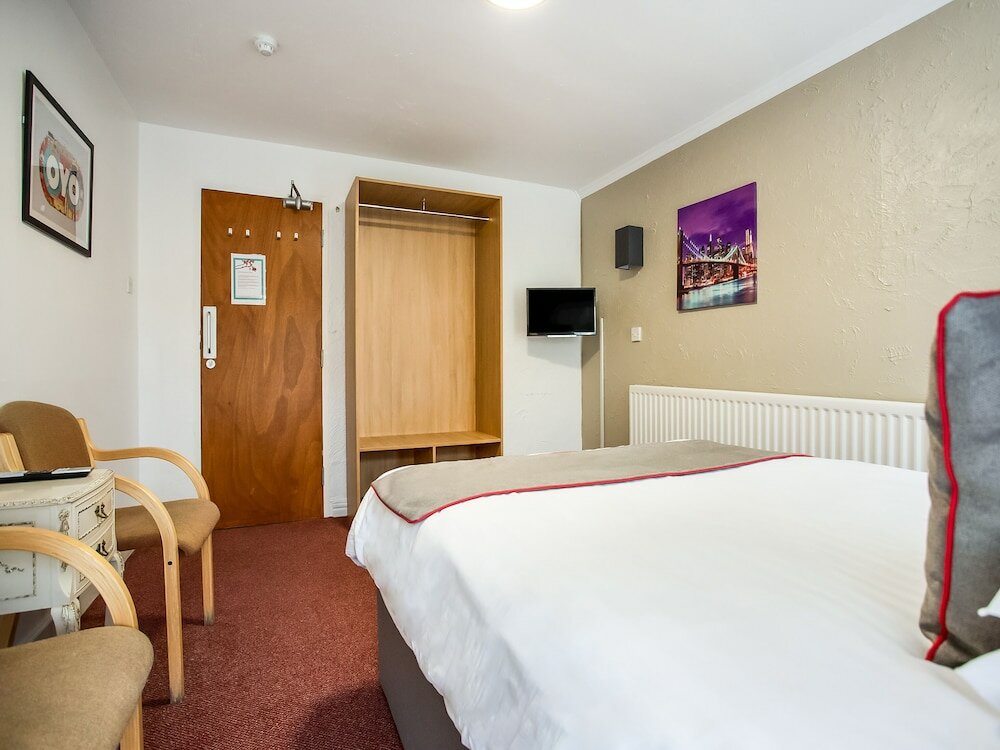 Фото Clifton Mount Hotel