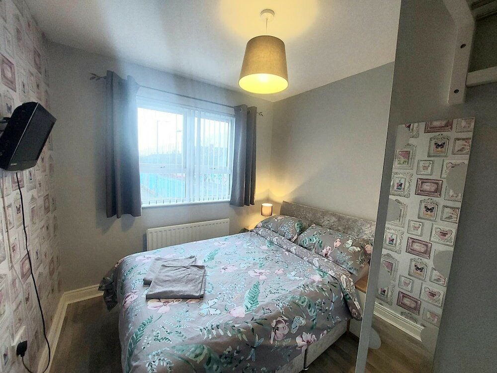 Фото Lawnbrook Town Guest House