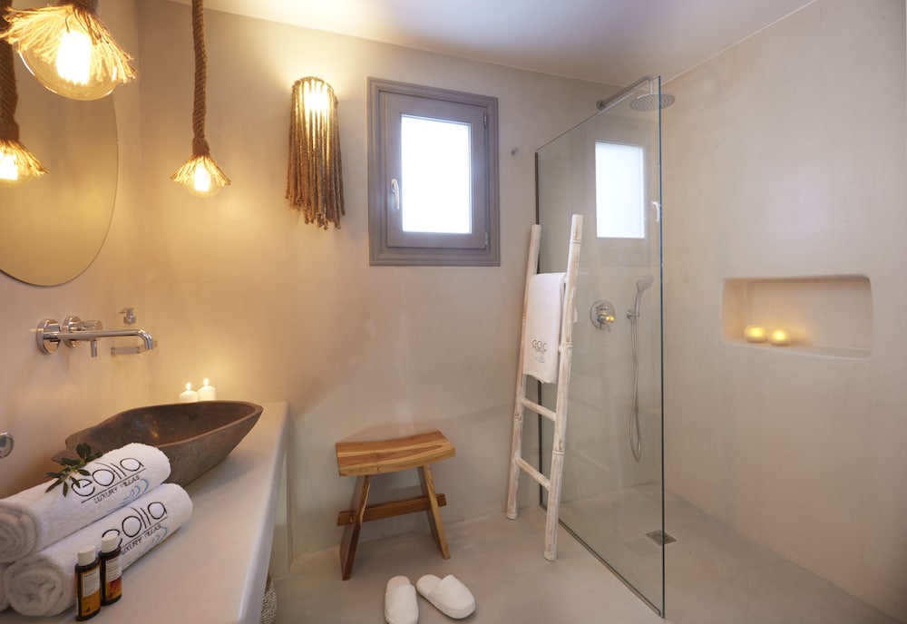 Фото Eolia Kamari Villa