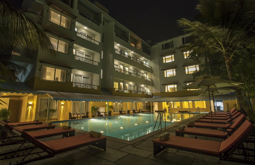 Фото отеля 1