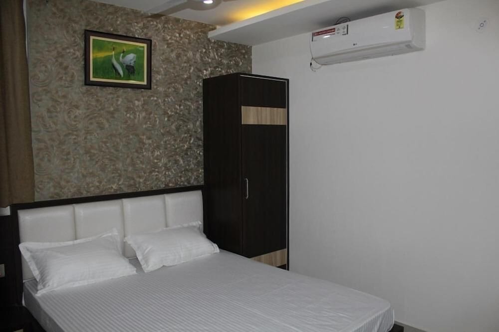 Фото Hotel Celebration