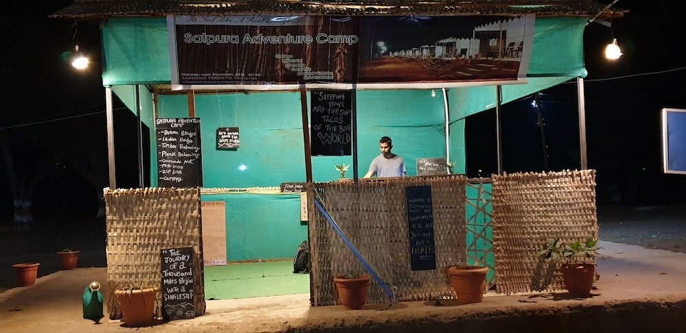 Фото Satpura Adventure Resort & Camping