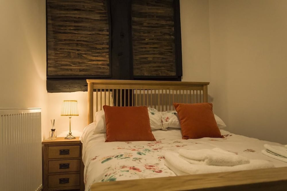 Фото The Three Gables