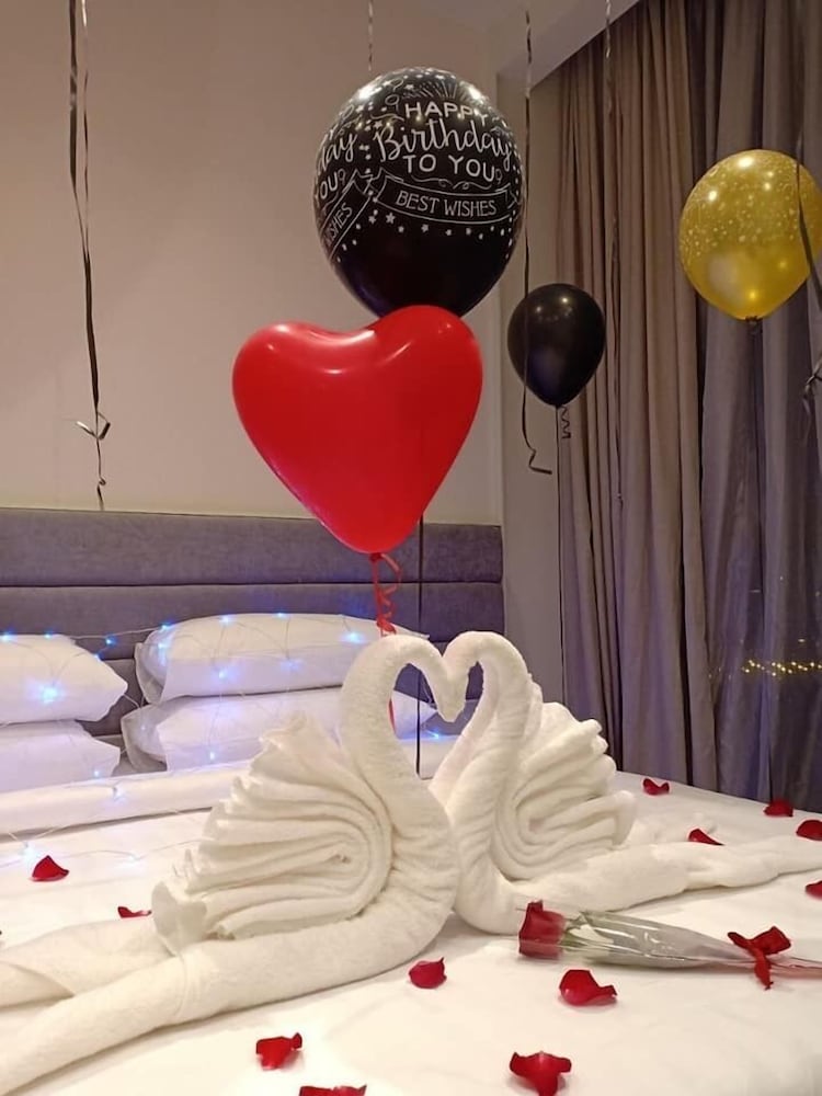 Фото Expressionz Professional Suites by Kl101