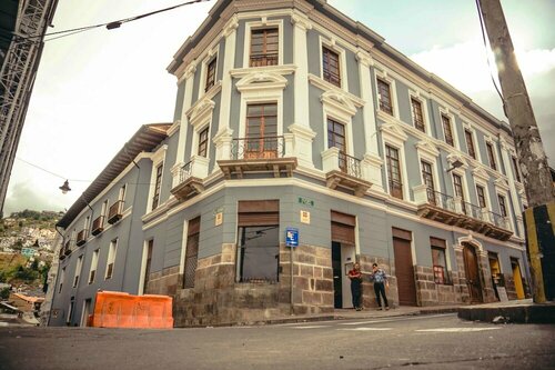 Гостиница Hotel Casa Alquimia в Кито