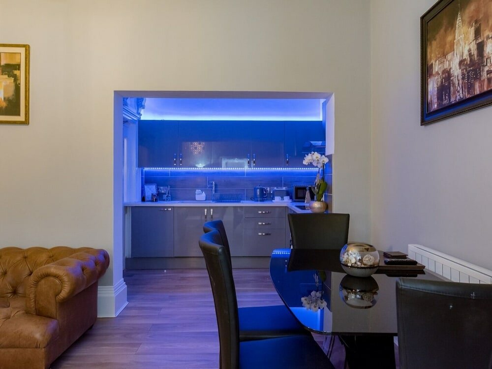 Фото Church Lane Apartments