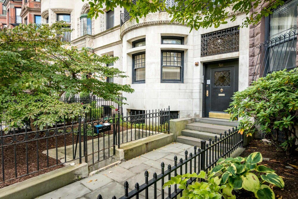 Фото Pelicanstay in Boston Back Bay