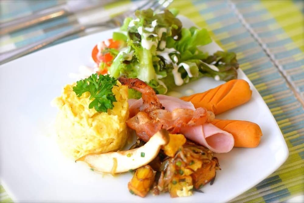 Фото The Title East Wing by Trips Phuket