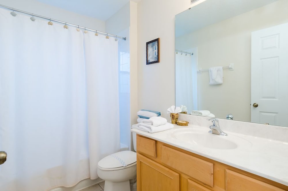 Фото Ovm648 - Emerald Island - 7 Bed 4 Baths Villa