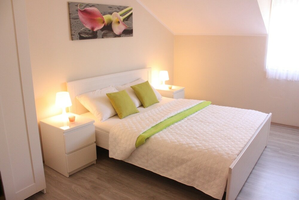 Фото Apartments Tanja & Josipa