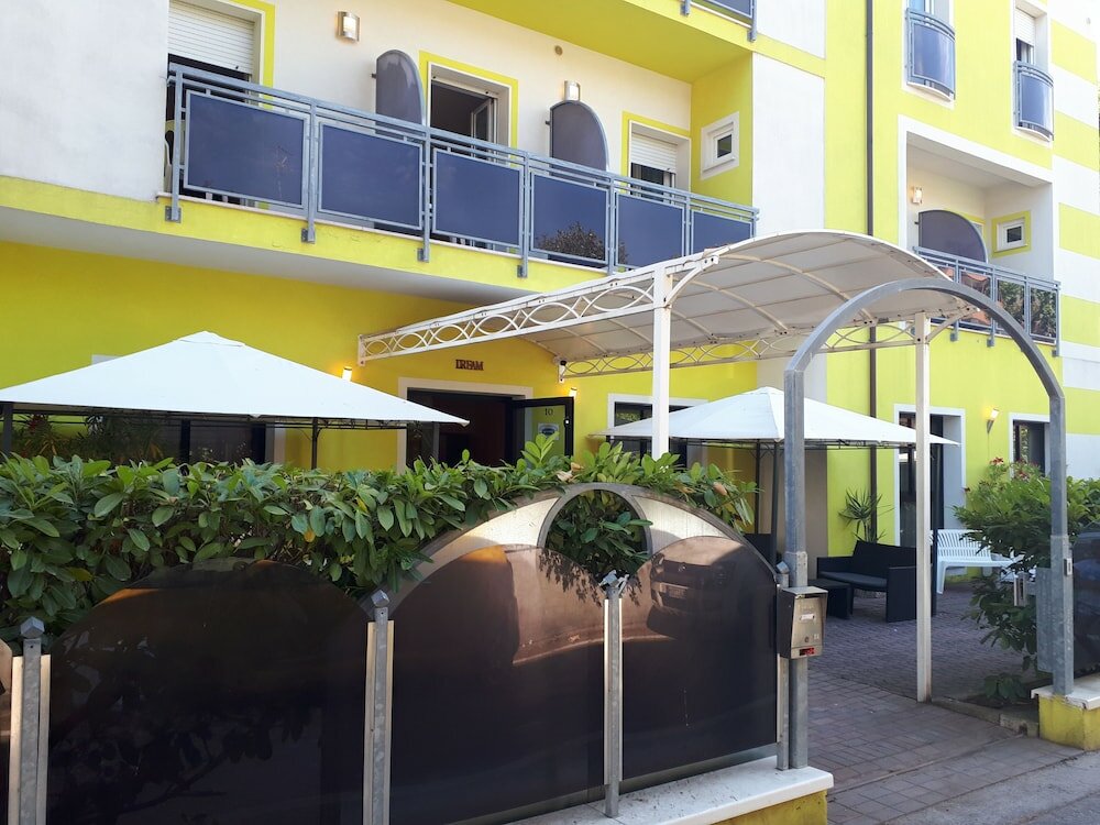 Фото Hotel Dream