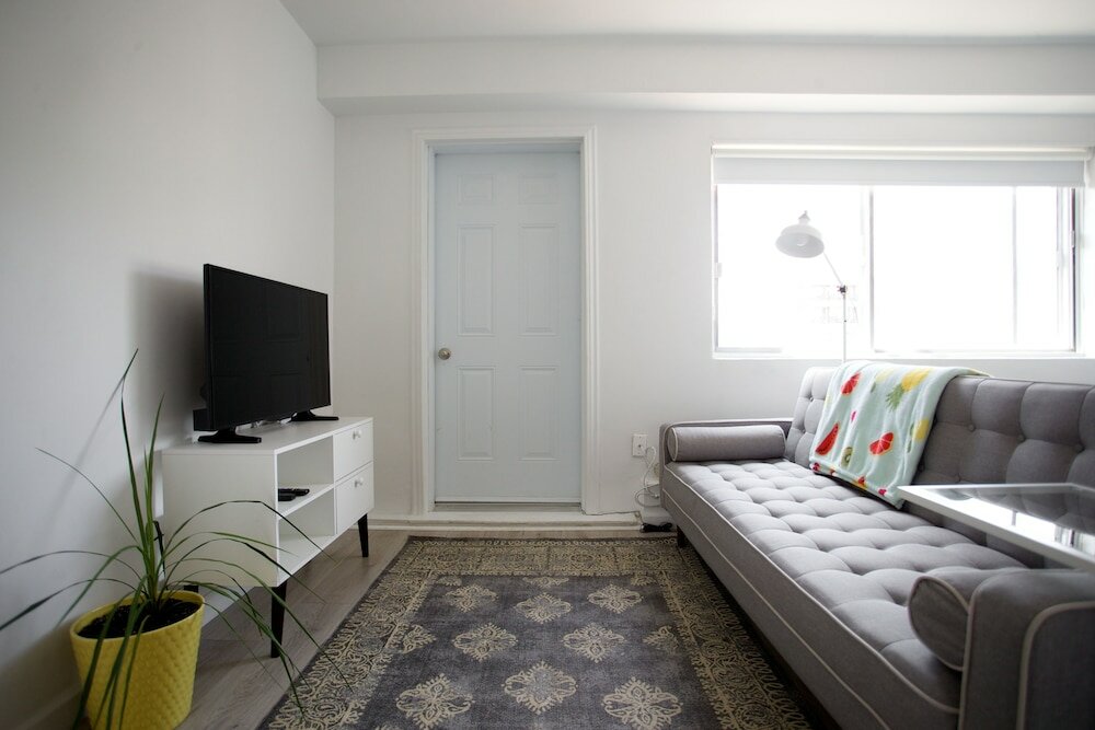 Фото The Hutchinson Suites