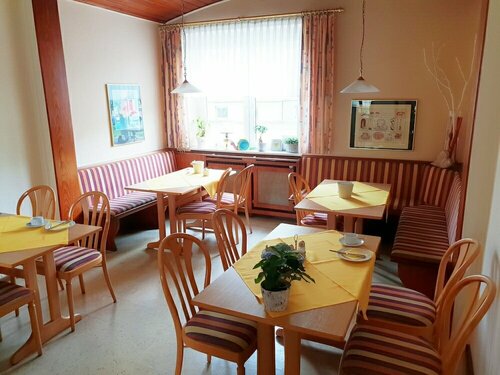Гостиница Hotel Sauerländer Hof Iserlohn в Изерлоне