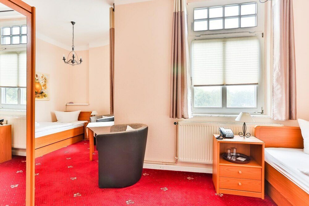 Фото Hotel & Pension Villa Camenz