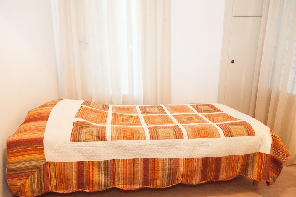 Фото Fabulous Apartment Across Flisvos