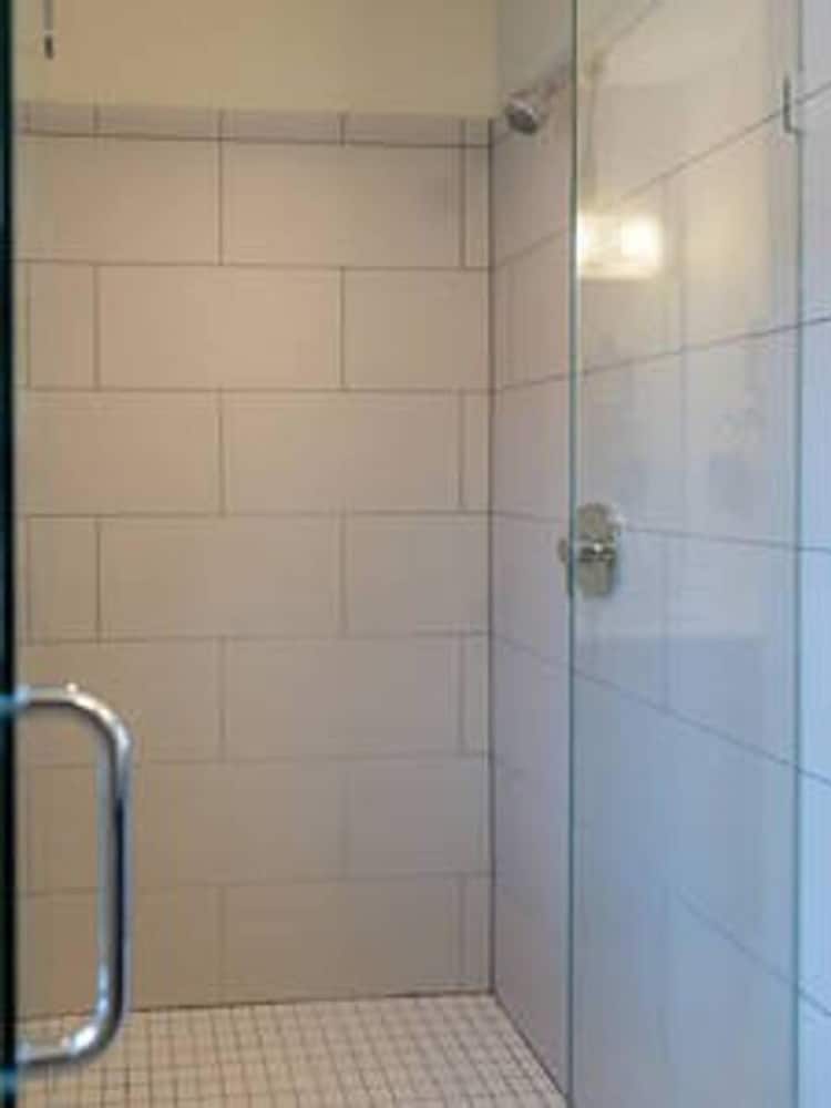 Фото The Mile High Townhome Walk to the Stadium