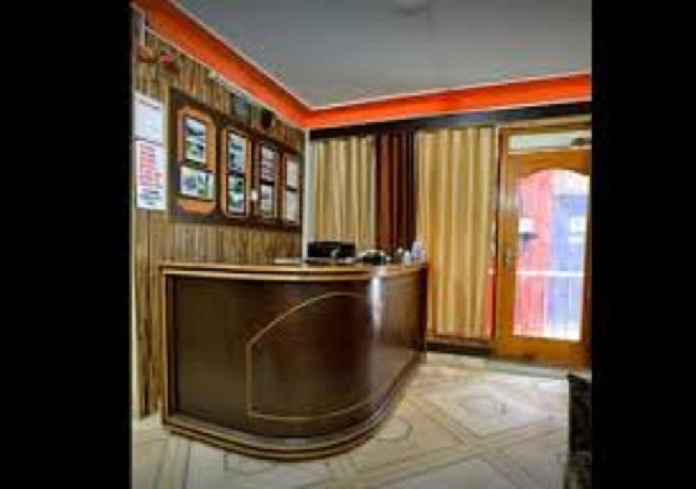 Фото отеля 2