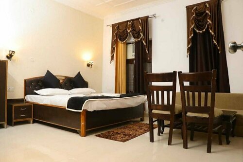 Гостиница Hotel 4 U Rishikesh - Hostel в Ришикеше