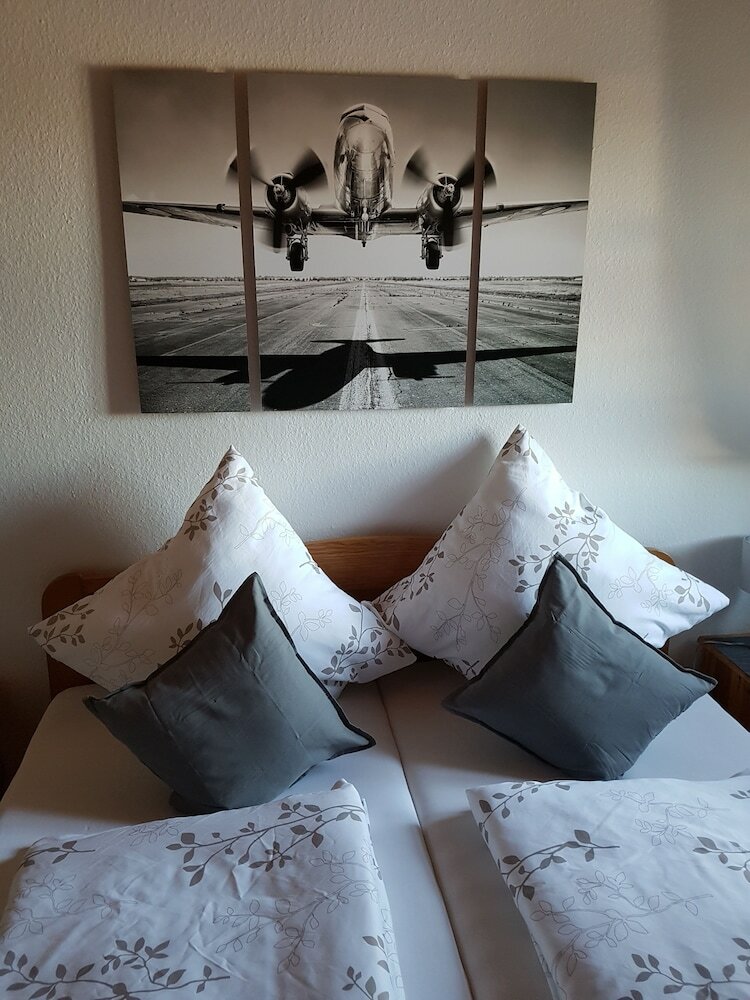 Фото Hotel Restaurant Dragonerbau