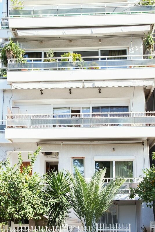 Гостиница Fabulous Apartment Across Flisvos в Афинах