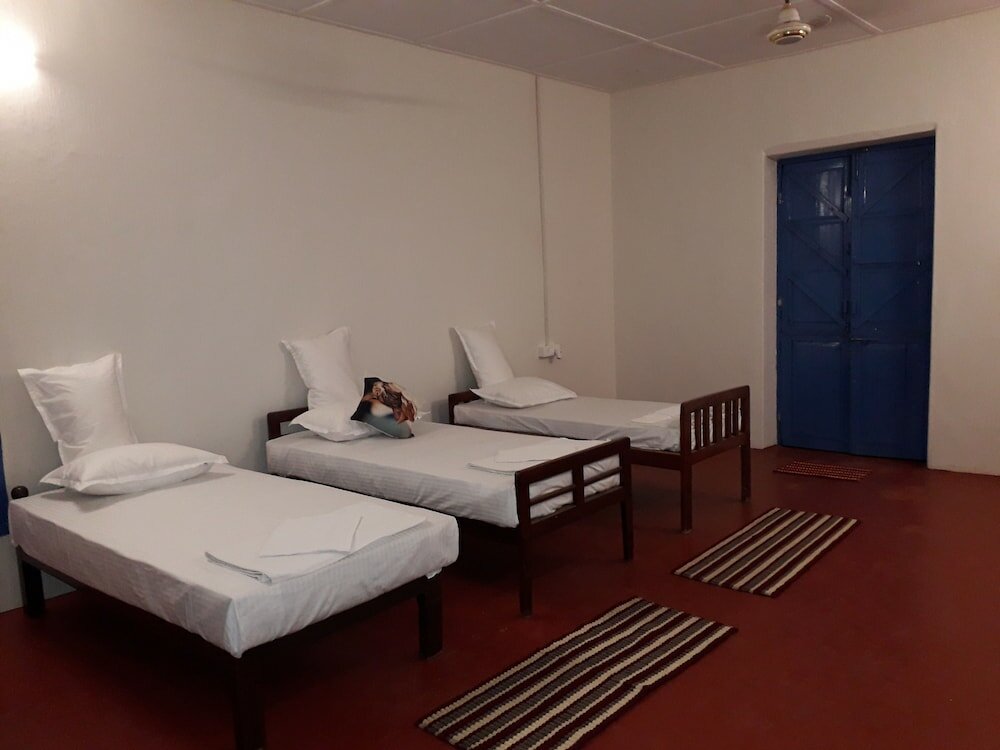 Фото Hotel Dhuni Resorts goa