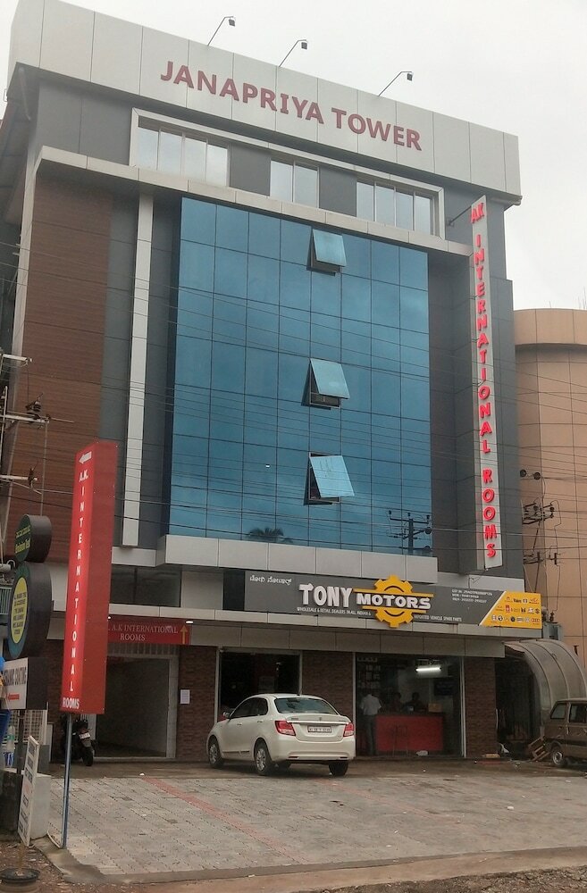 Фото Hotel Ak International Rooms