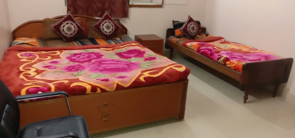 Фото Hotel Anjali