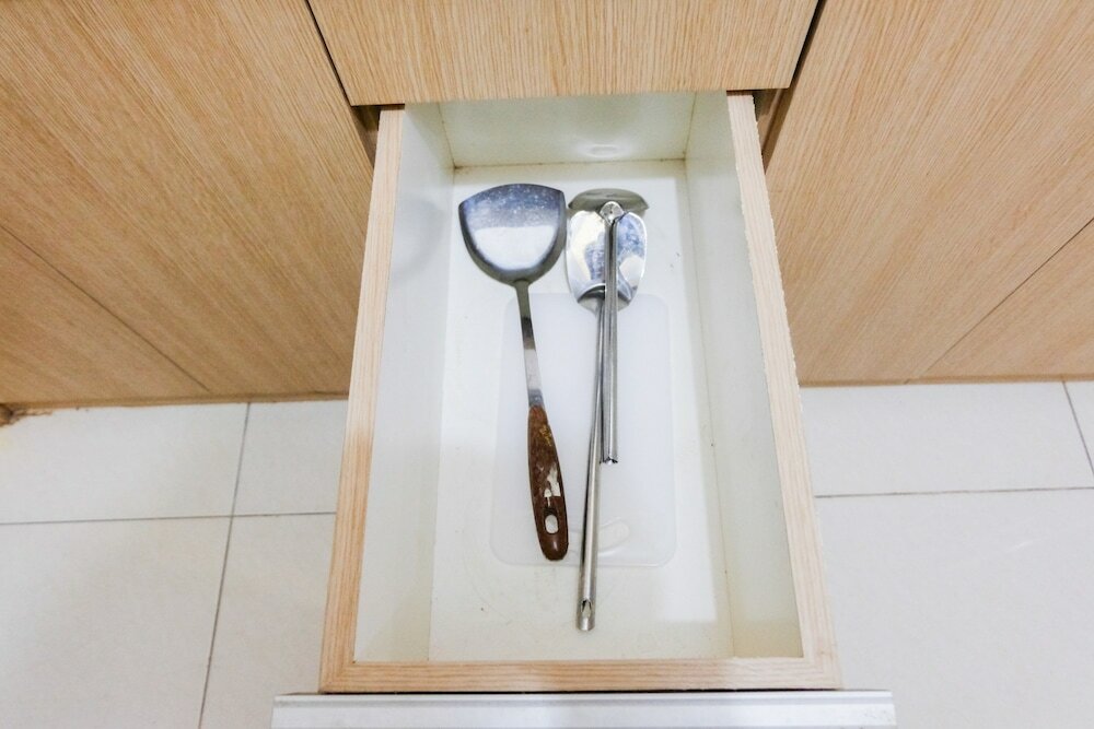 Фото Minimalist Studio Room Great Western Apartment