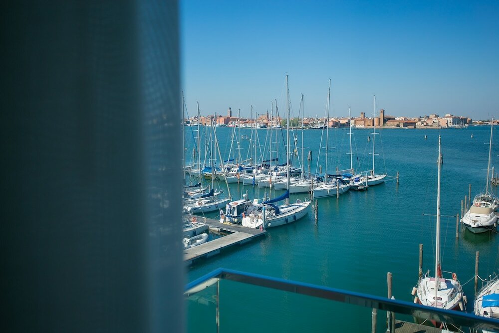 Фото Mosella Suite Hotel