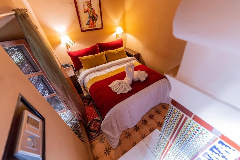 Фото Abelia Riad