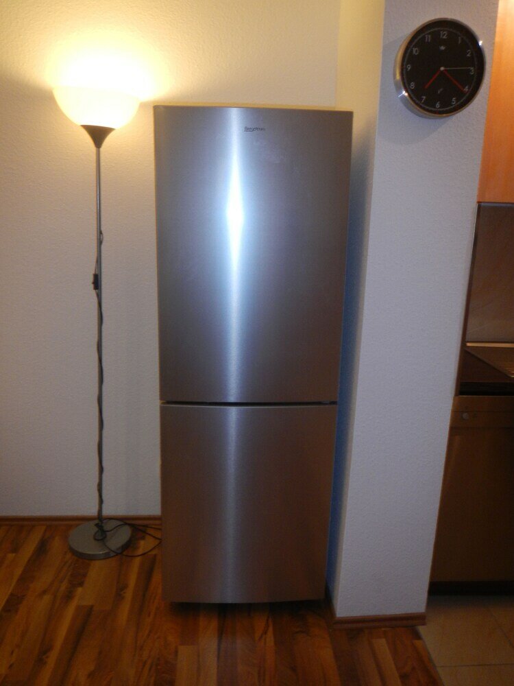 Фото Großzügiges Zweiraumapartment Troisdorf