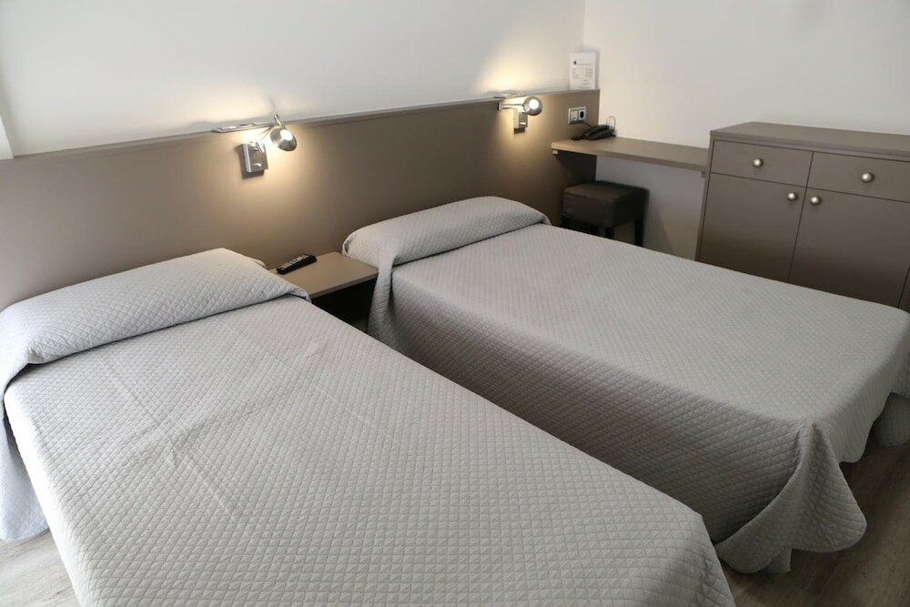 Фото Hotel Alguer Camp Nou