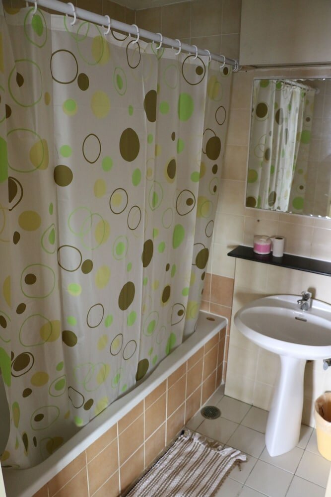 Фото Downtown Apartment near Bts Station