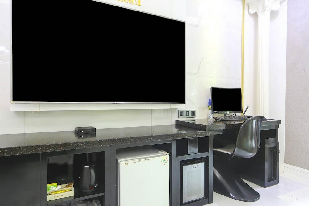 Фото Renaissance Hotel