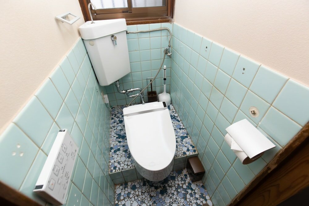 Фото Kagurazaka Retro Bar & Hotel