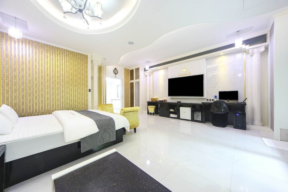 Фото Renaissance Hotel