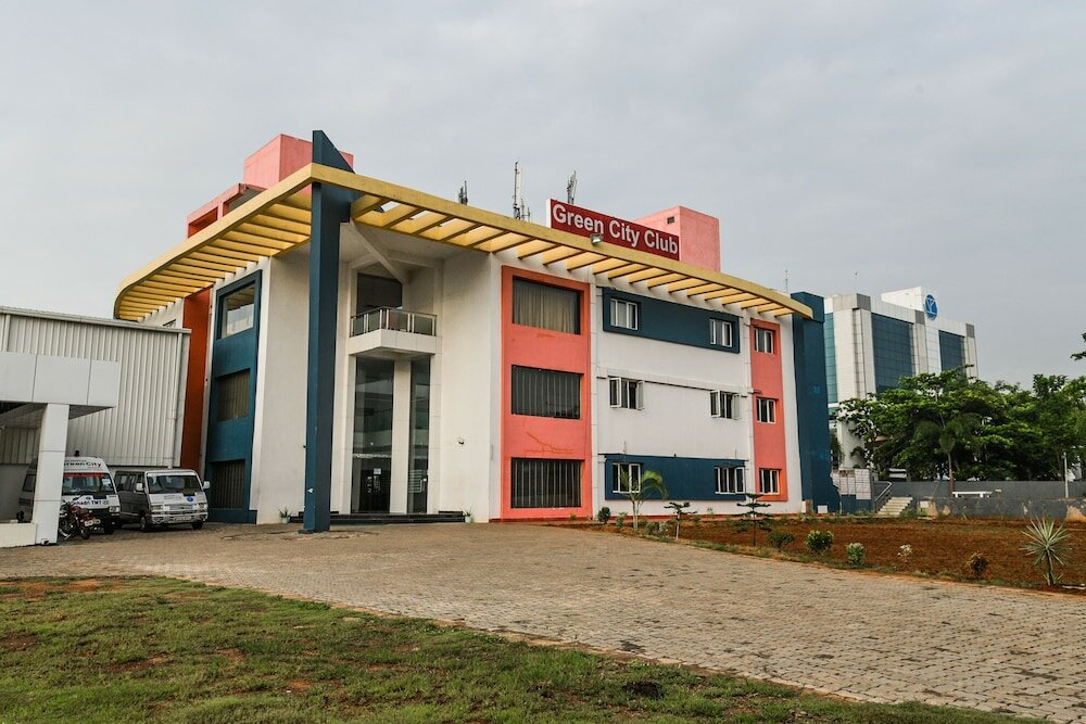 Фото отеля 1