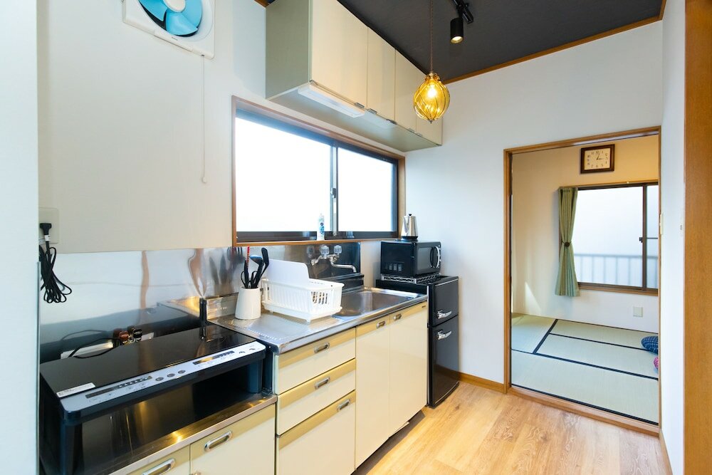 Фото Kagurazaka Retro Bar & Hotel