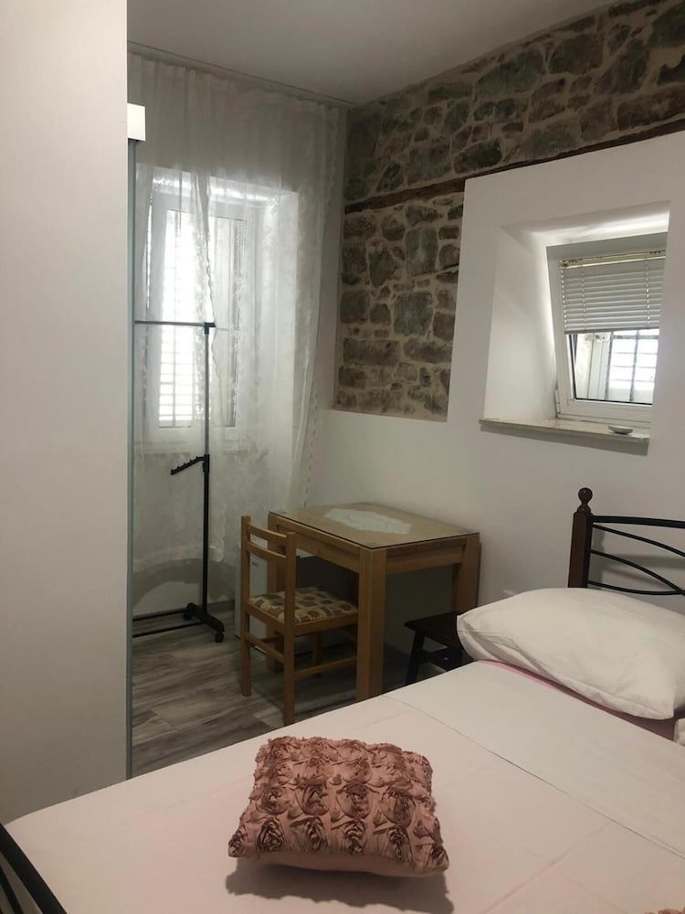 Фото Emily Rooms