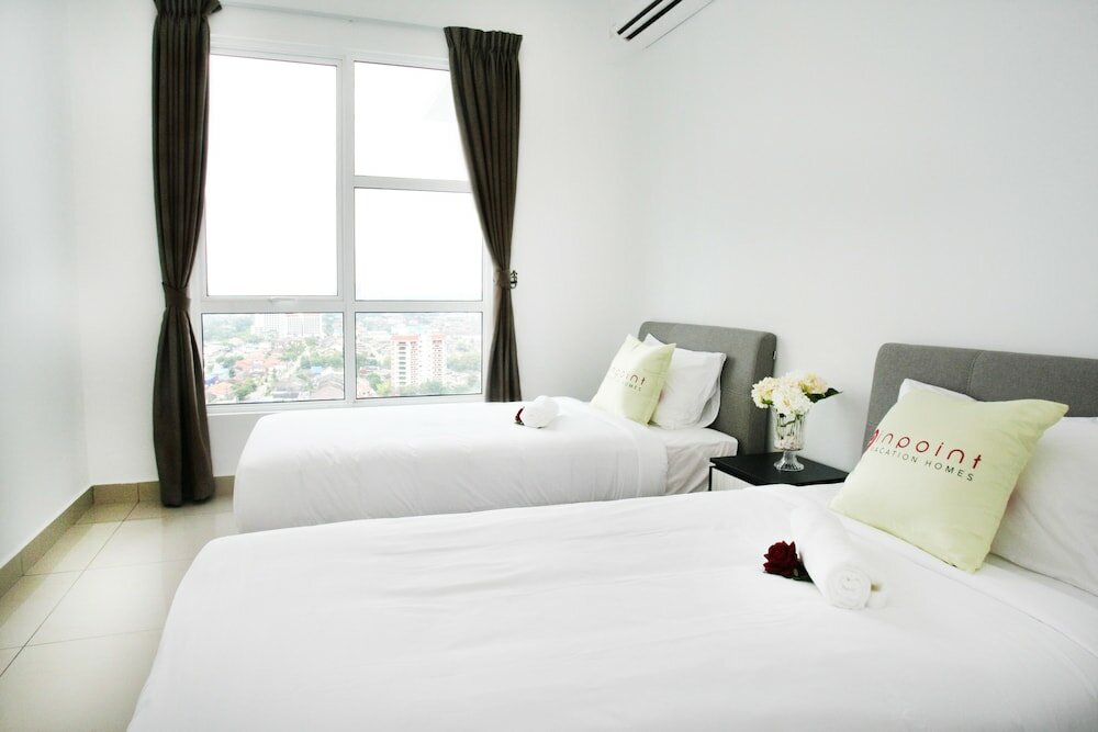 Фото Pinnacle Tower