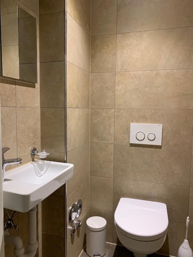 Фото Zurich Furnished Homes