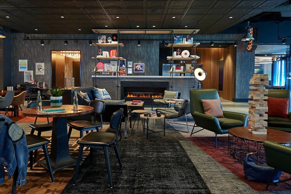 Фото Moxy Atlanta Midtown